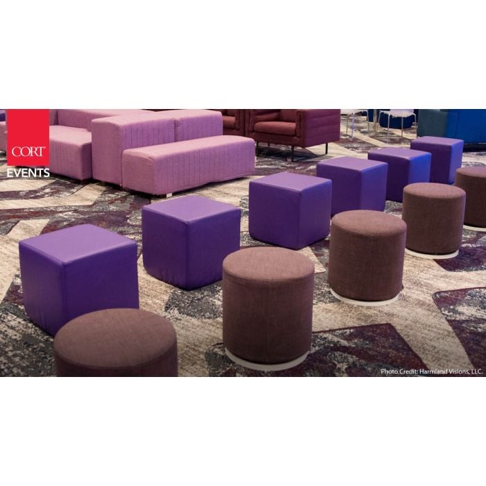 パープルベルベット オットマン Rent the Vibe Cube Ottoman, Purple Vinyl | CORT Events